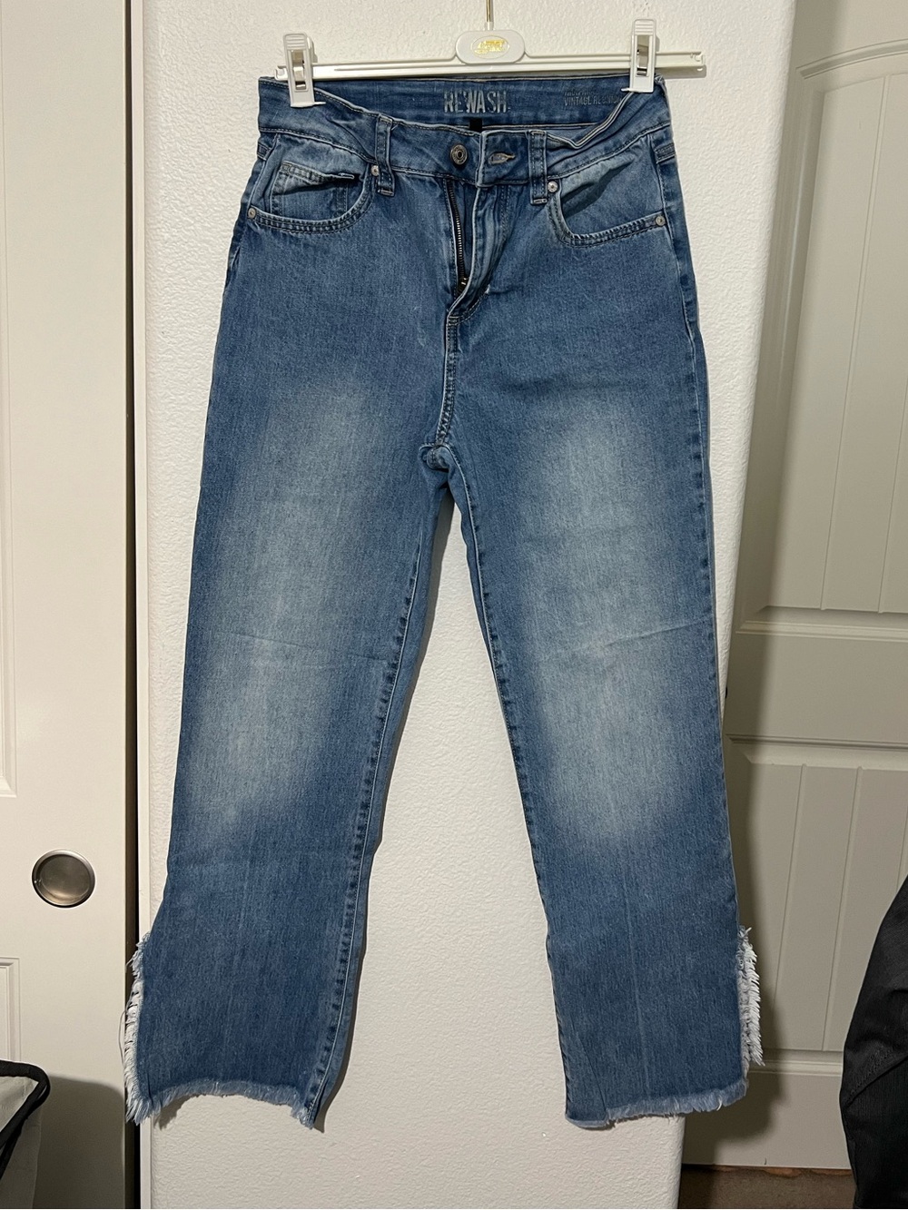 Rewash Medium Blue Straight-Leg Jeans with Frayed Hem